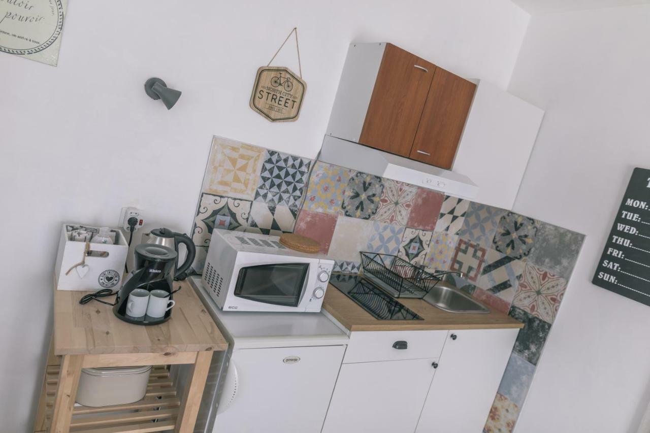 Hedon-Stone Apartment Starigrad Paklenica Exterior foto