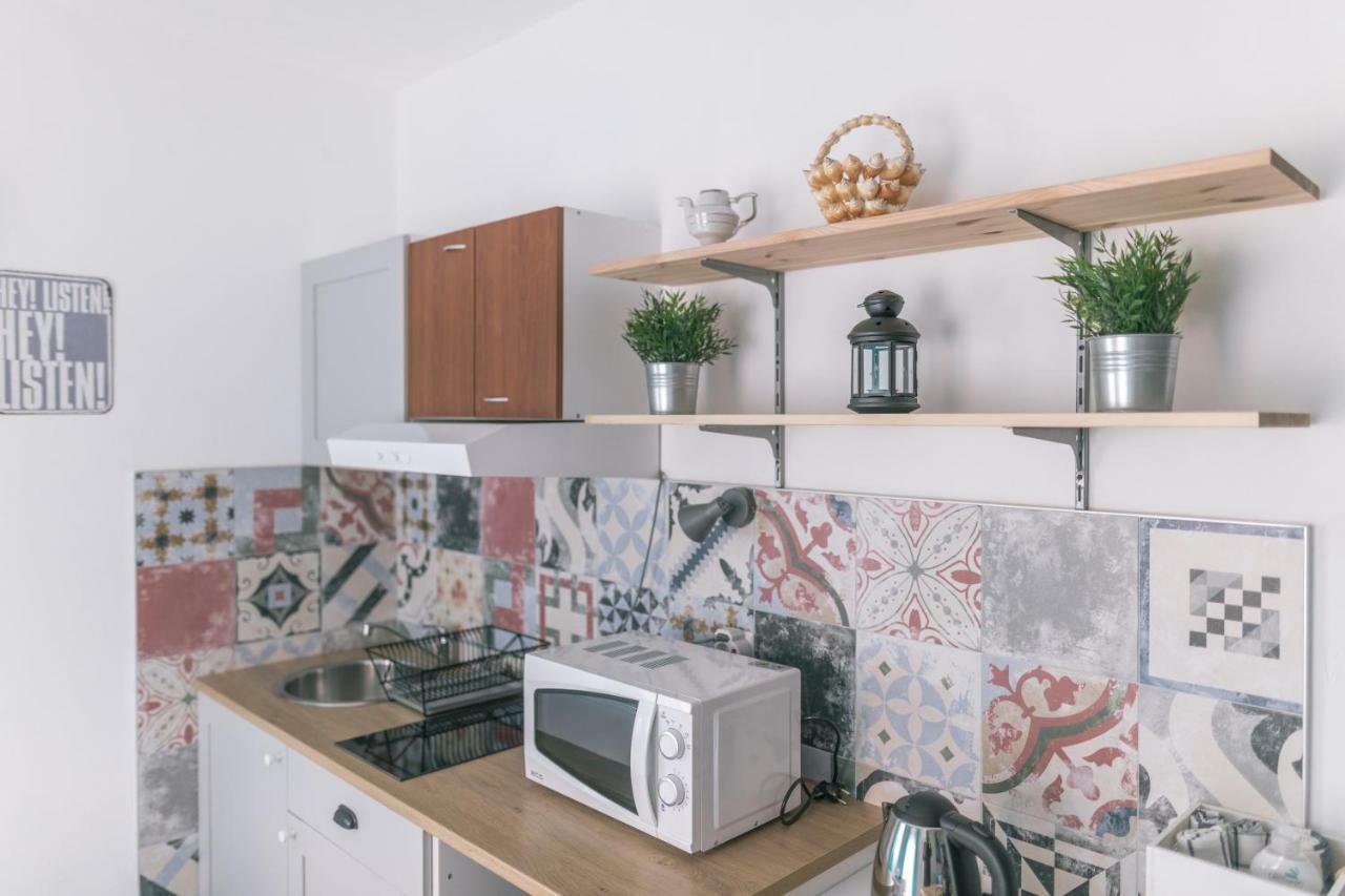 Hedon-Stone Apartment Starigrad Paklenica Exterior foto